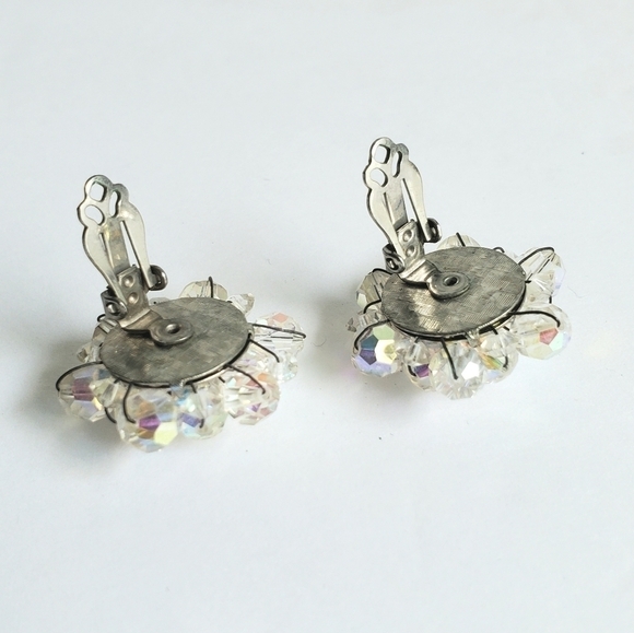 Vintage Aurora Borealis Crystal Beaded Earrings Clip-On 60s Retro Iridescent - Picture 3 of 5